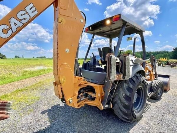 2022 CASE 580N EP Backhoe Loader