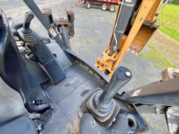 2022 CASE 580N EP Backhoe Loader