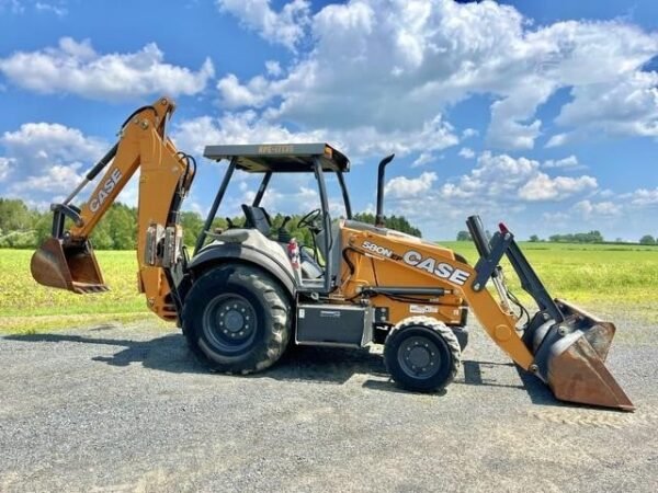 2022 CASE 580N EP Backhoe Loader