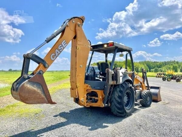 2022 CASE 580N EP Backhoe Loader