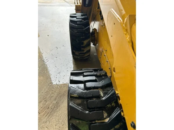 2022 Caterpillar 272D3 Wheeled Skid Steer Loader