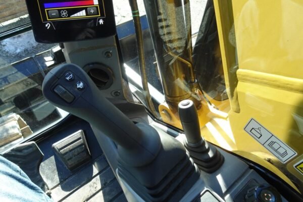 2022 Caterpillar 307.5 Mini Excavator