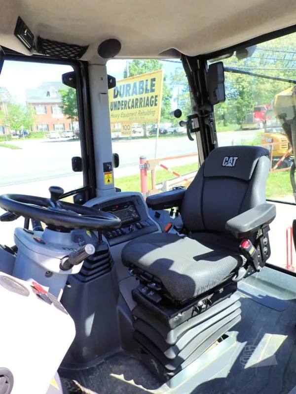 2022 Caterpillar 420 4x4 Backhoe Loader