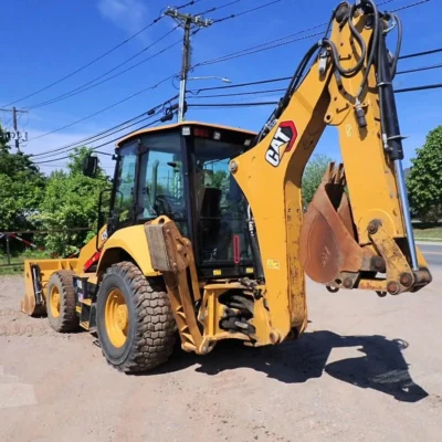 2022 Caterpillar 420 4×4 Backhoe Loader