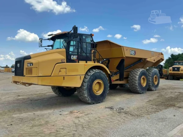 2022 Caterpillar 745 Articulated Dump Truck