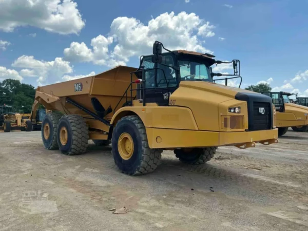 2022 Caterpillar 745 Articulated Dump Truck