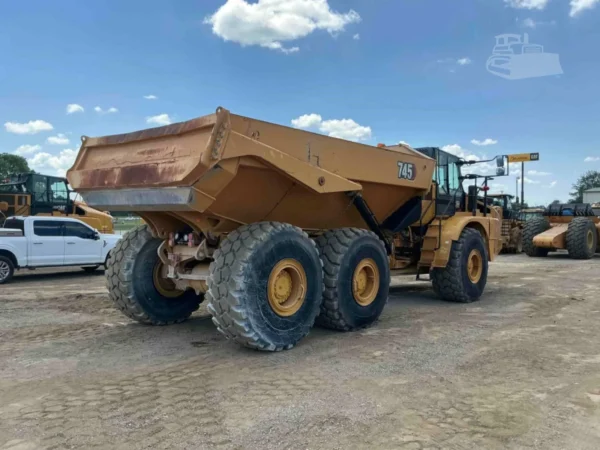 2022 Caterpillar 745 Articulated Dump Truck