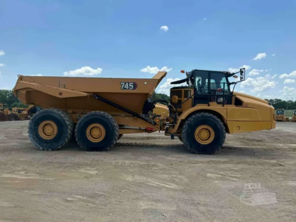 2022 Caterpillar 745 Articulated Dump Truck