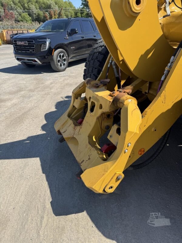 2022 Caterpillar 926M Wheel Loader