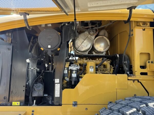 2022 Caterpillar 926M Wheel Loader