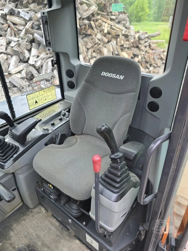 2022 Doosan DX50Z-7 Mini Excavator