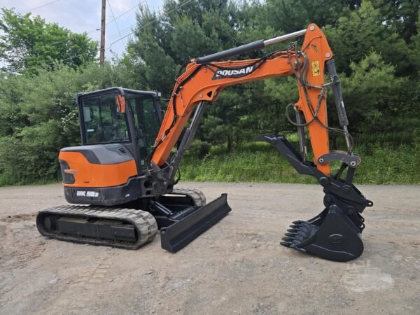 2022 Doosan DX50Z-7 Mini Excavator