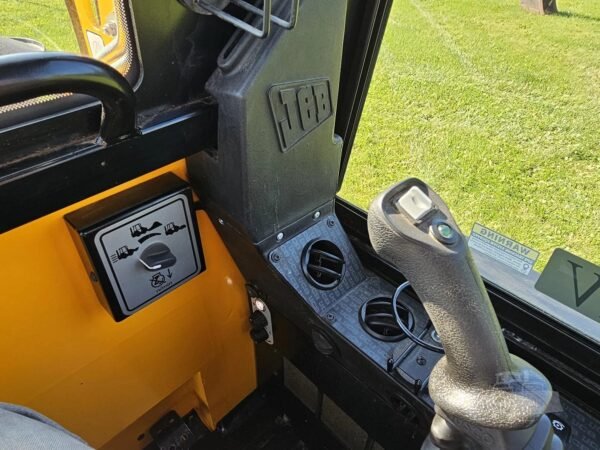 2022 JCB 1CXT Tracked Backhoe Loader
