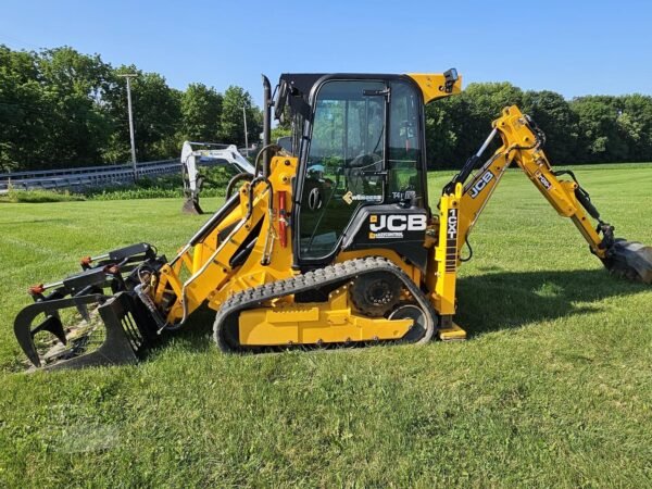 2022 JCB 1CXT Tracked Backhoe Loader