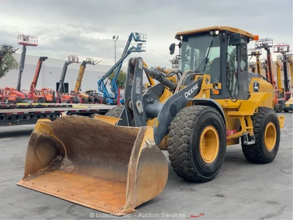 2022 John Deere 524P Wheel Loader