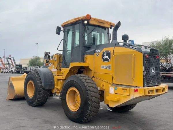 2022 John Deere 524P Wheel Loader