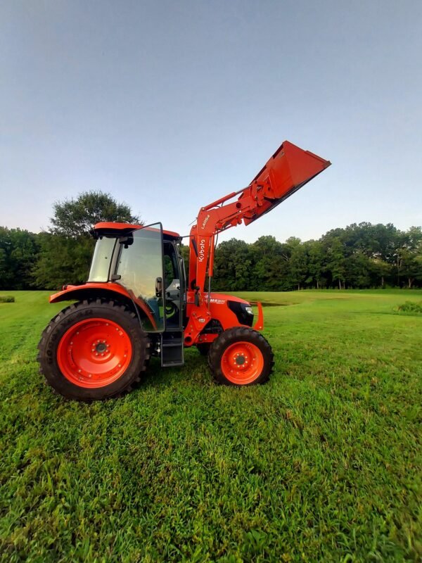 2022 Kubota M4-071 Deluxe 4x4 Utility Tractor