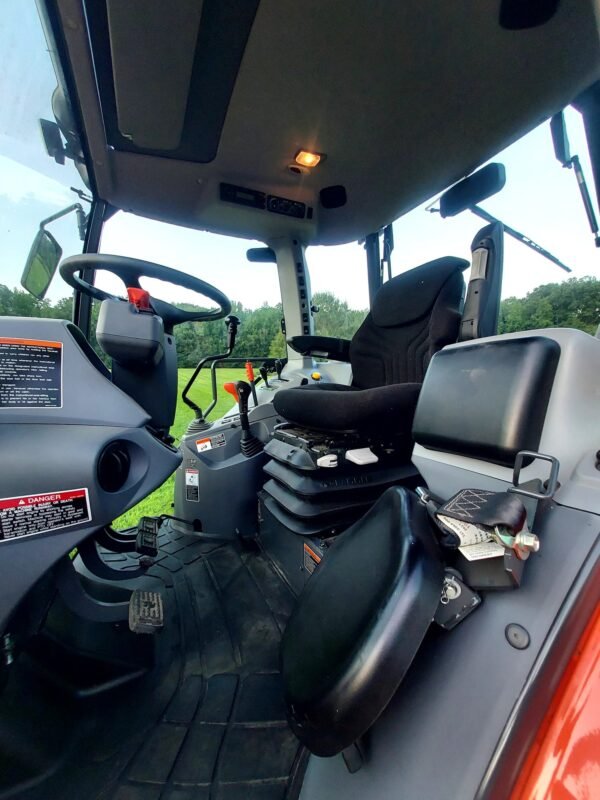 2022 Kubota M4-071 Deluxe 4x4 Utility Tractor