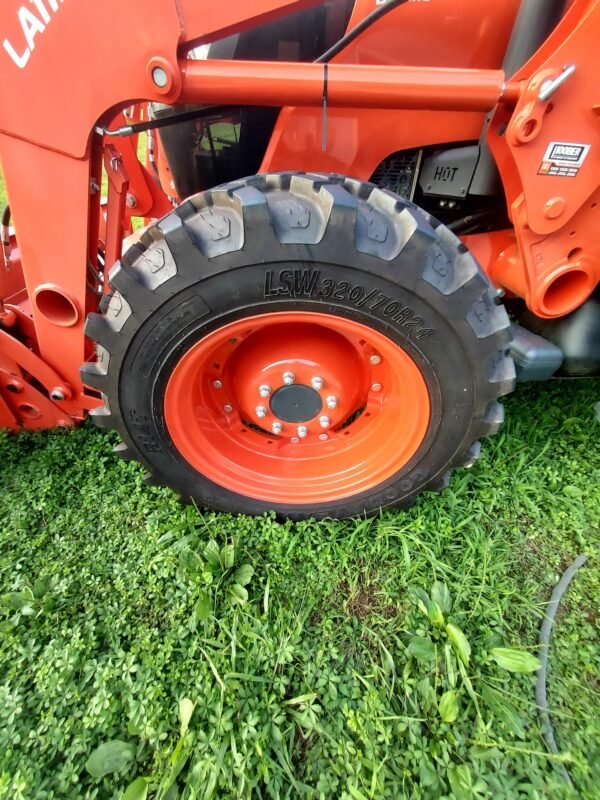 2022 Kubota M4-071 Deluxe 4x4 Utility Tractor
