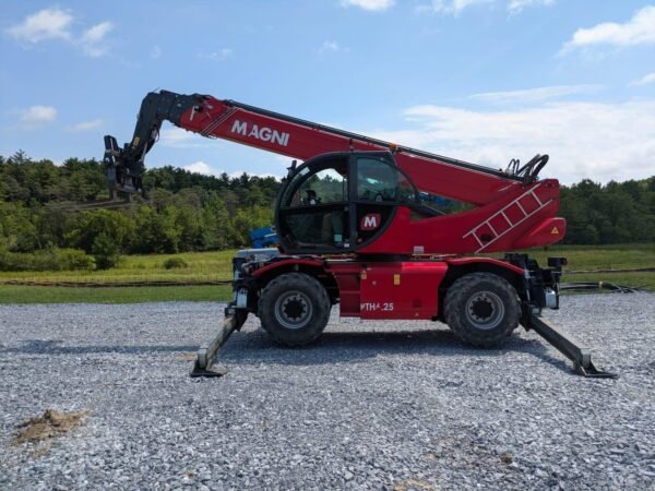 2022 Magni RTH6.25 Rotating Telehandler