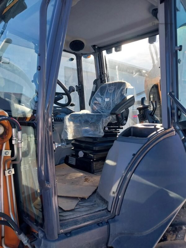 2023 CASE 580SV Backhoe Loader
