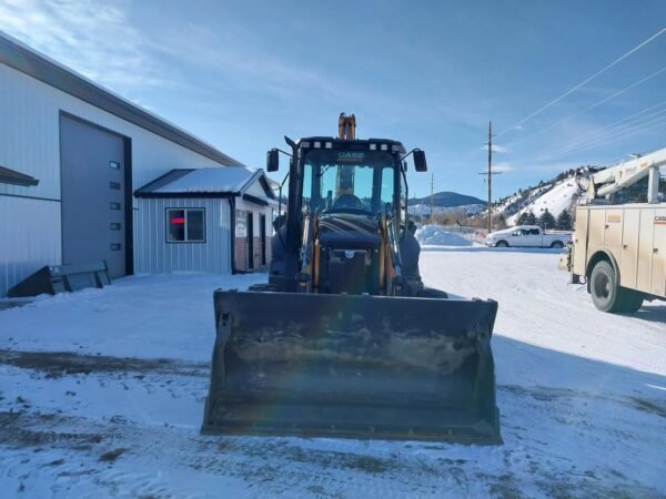 2023 CASE 580SV Backhoe Loader