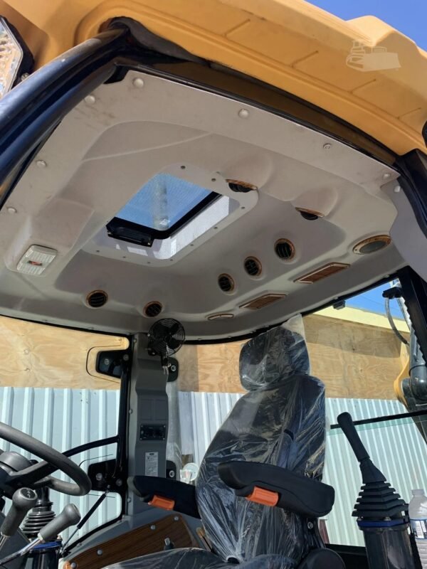2023 Caterpillar 420F2 Loader Backhoe