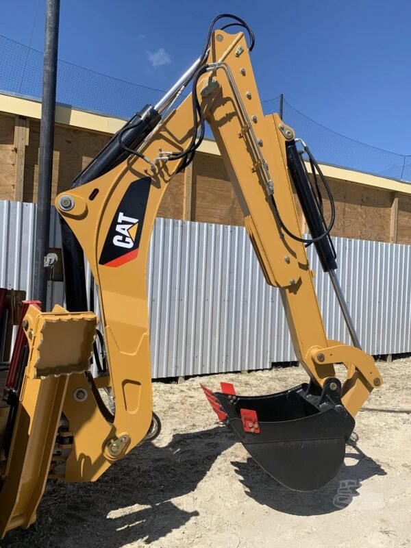 2023 Caterpillar 420F2 Loader Backhoe