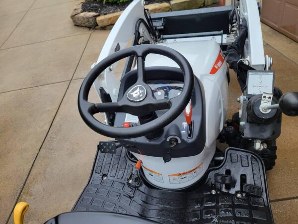 2024 Bobcat CT1025 Subcompact Tractor with Loader and Backhoe