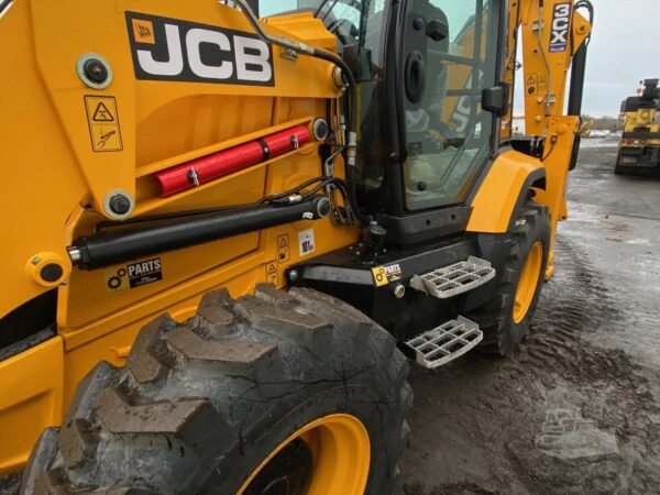 2025 JCB 3CX Compact Plus Backhoe Loader