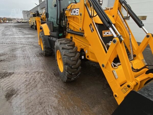 2025 JCB 3CX Compact Plus Backhoe Loader