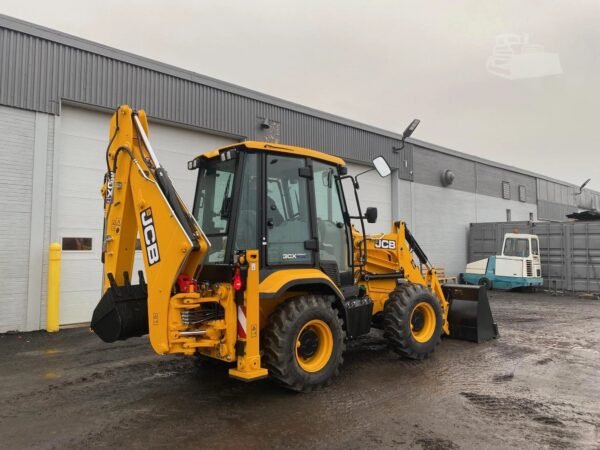 2025 JCB 3CX Compact Plus Backhoe Loader