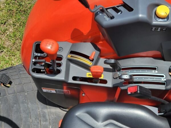 2025 Kubota M7060 4WD Utility Tractor