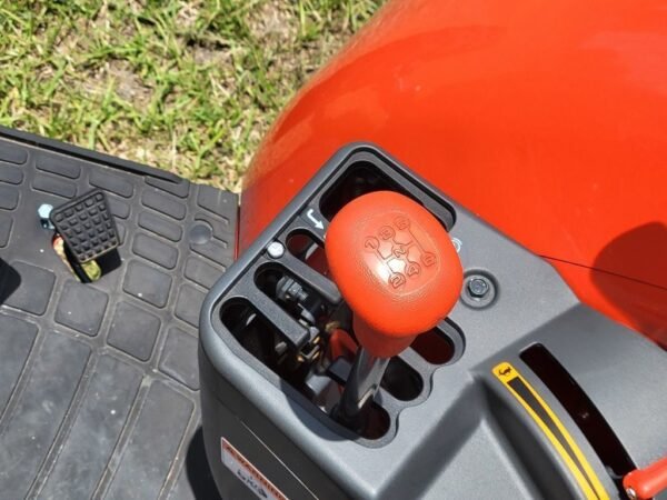 2025 Kubota M7060 4WD Utility Tractor