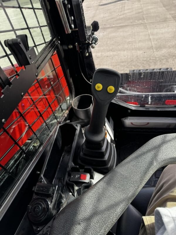 2025 Manitou 2750V Wheeled Skid Steer Loader